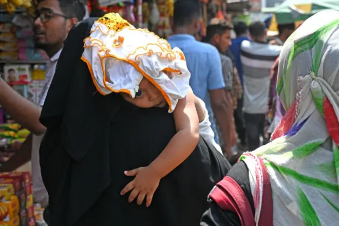 anusdan sperma Porno aka ukasini xotinini sikadi