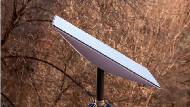 Термінали Starlink неабияк рятують українських військових у зоні бойових дій