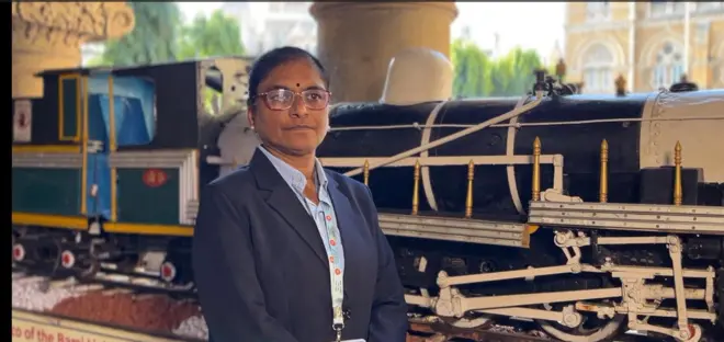 भारतीय रेल में 36 साल सेवा देने के बाद रिटायर हुईं सुरेख यादव