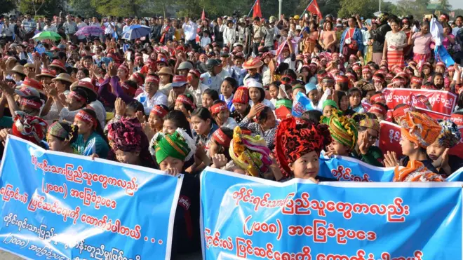 မန္တလေးက ဖွဲ့စည်းပုံပြင်ရေးလှုပ်ရှားမှု