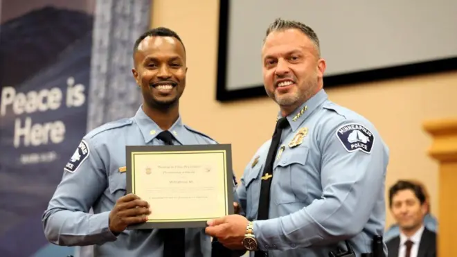 Cabdiraxmaan oo shahaado la gudoonsiinayo