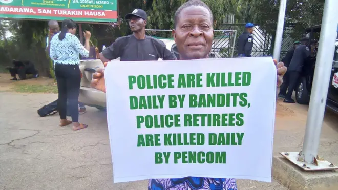 Awọn oṣiṣẹ fẹyinti ọlọpaa