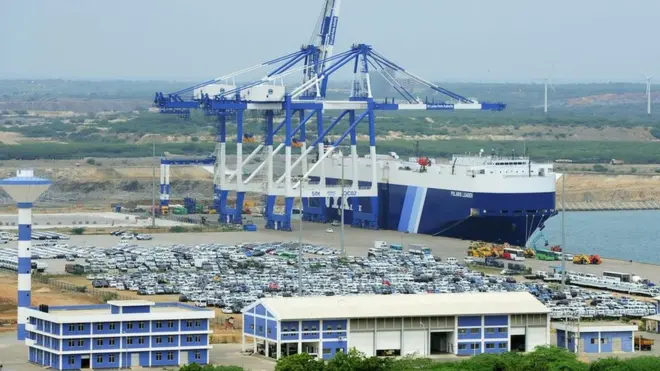 චීන ආධාර ඇතිව ඉදිවූ හම්බන්තොට වරාය