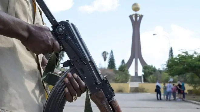 ብረት ዝሓዘ ሰብ