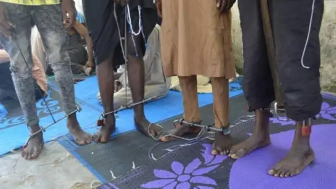 Namoota Poolisiin 'mana dararaa' keessaa olche