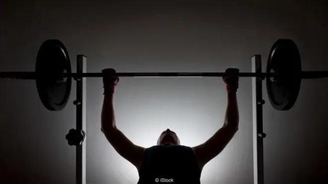 Əzələ kütləsini qorumaq, ürək-damar hərəkətləri qədər vacibdir, mütəxəssislər bildirir.