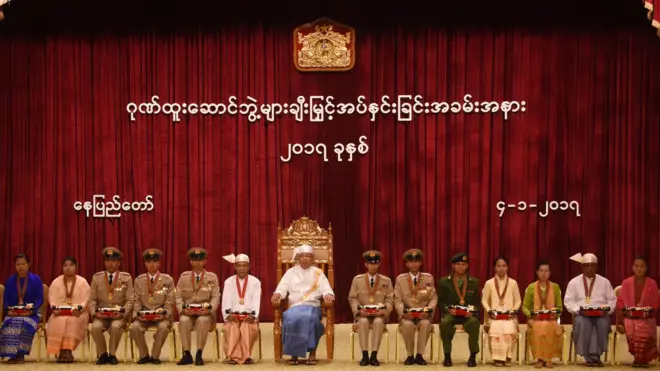 အမျိုးသား ပြန်လည် သင့်မြတ်ရေး ကို မျှော်လင့်ချက် ကင်းမဲ့ စေလို့ ဝေဖန်