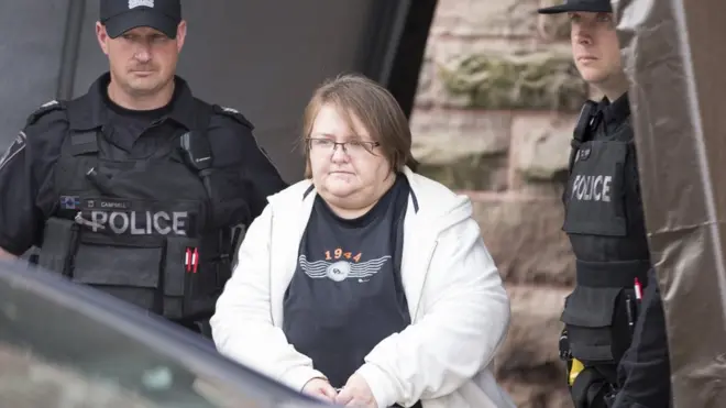Elizabeth Wettlaufer, ditangkap pada Oktober 2016 atas tuduhan pembunuhan pasien-pasien manula.