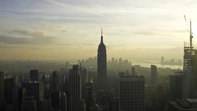 Nueva York exigirá a sus rascacielos drásticas reducciones de emisiones de gases contaminantes.