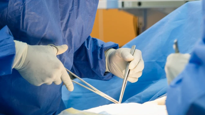 Wendy Rogers asegura que prestigiosas revistas médicas en inglés están siendo cómplices en métodos "salvajes" de obtención de órganos de prisioneros ejecutados en China