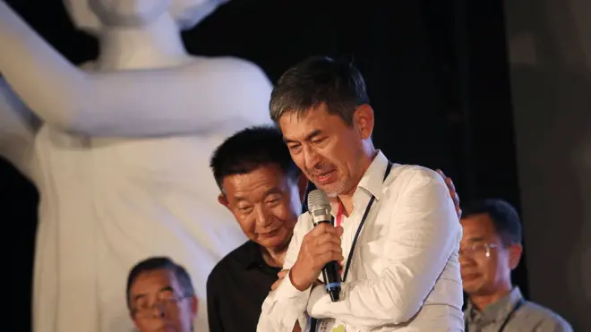 前解放军军官李晓明回忆六四，泣不成声