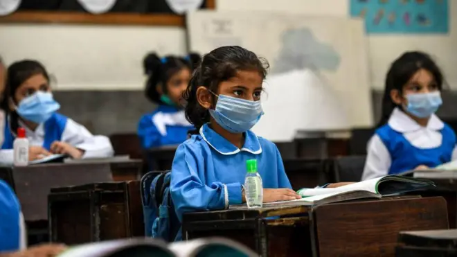 پاکستان، سکول