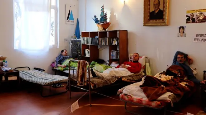 aclıq aksiyası edənlər