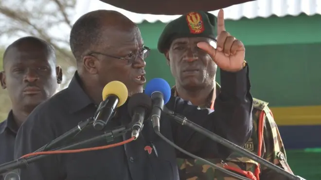 Dkt Magufuli amesema Serikali yake haiwezi kuvumilia kuona amani ya nchi inahatarishwa na magazeti