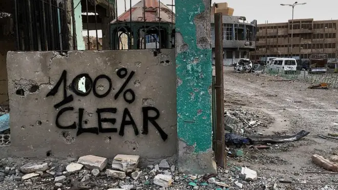 Raqqa hancur setelah dikepung pasukan SDF dengan dukungan koalisi pimpinan AS dan Inggris.