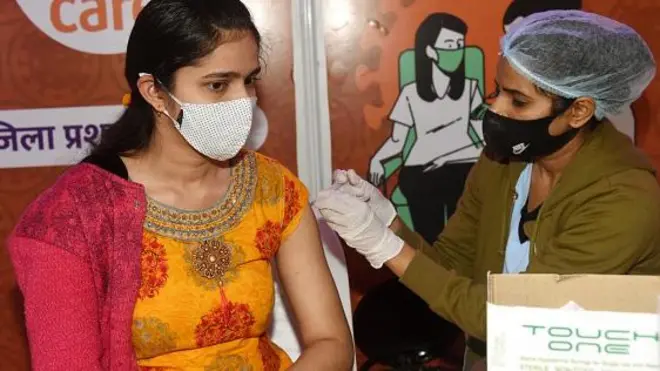 కోవిడ్ వ్యాక్సీన్