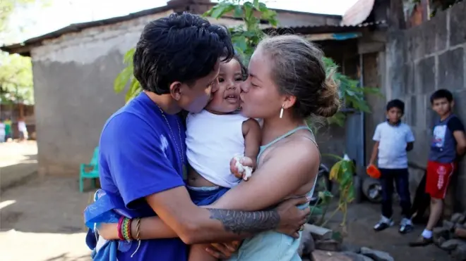 El estudiante Norwin Gutierrez fue uno de los manifestantes liberados este viernes.