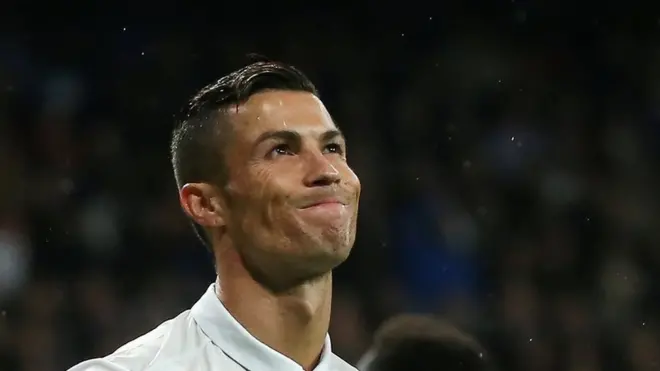 رونالدو أحرز 371 هدفا في 360 مباراة خاضها مع ريال مدريد