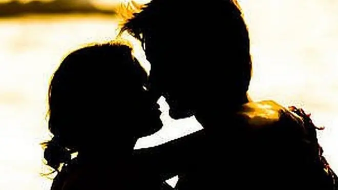 kiss, किसिंग, चुंबन