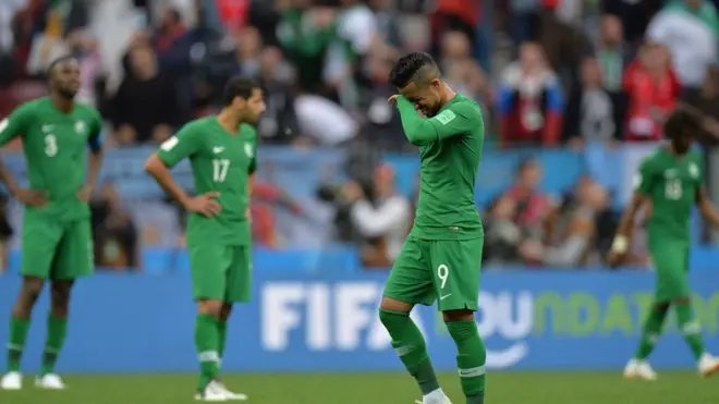 Saudi Arabia thua Nga dễ dàng 5-0