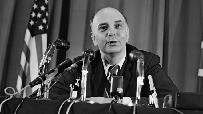 Volcker impulsó una agresiva subida de las tasas de interés para combatir la inflación en EE.UU.