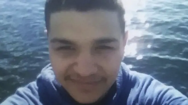 Ramírez asegura que no forma parte de una pandilla.