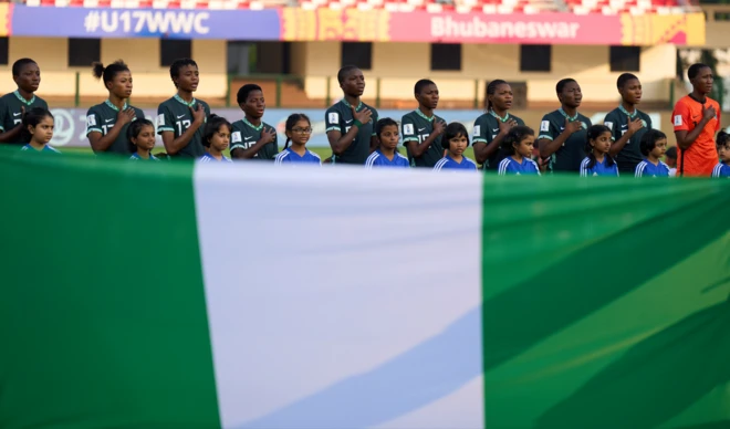 Àwọn gbaábọ̀ọ̀lù Nàìjíríà tó ń kọrin orílẹ̀ èdè