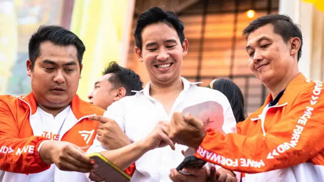 ก้าวไกล ได้ ส.ส. รวม 151 ที่นั่ง ยังนำมาเป็นอันดับ 1