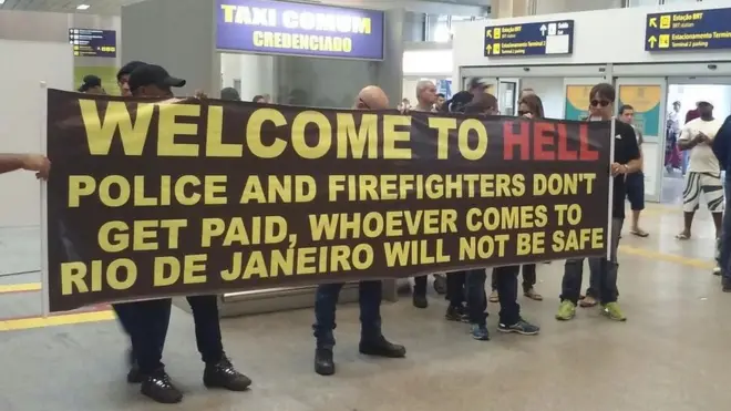 Policiais civis protestam no Aeroporto Internacional do Galeão; demandas incluem pagamentocomo fazer multiplas na pixbetsalários e horas extras atrasados