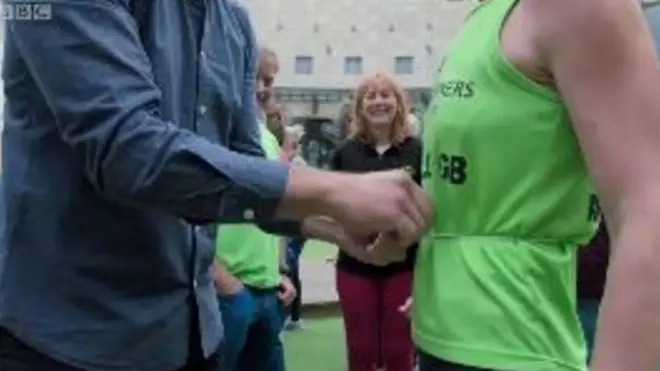 Об'єм талії має бути меншим половини вашого зросту