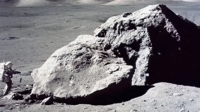 این نمونه‌ها در سال ۱۹۷۲ از سطح ماه جمع‌آوری شده است