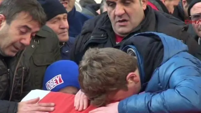 تنظيم الدولة الإسلامية يعلن مسؤوليته عن هجوم اسطنبول