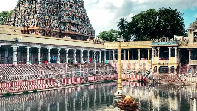 మీనాక్షి ఆలయం