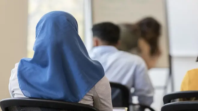 హిజాబ్ వివాదం