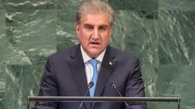 پاکستان کے وزیر خارجہ شاہ محمود قریشی اقوام متحدہ کی جنرل اسمبلی سے خطاب کرتے ہوئے