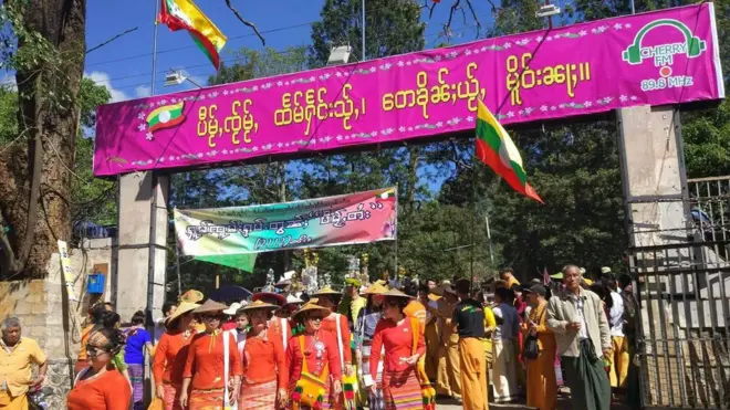 တခေတ်ဆန်းသစ်လာနေတဲ့ ရှမ်းနှစ်သစ်ကူးပွဲတော် နှင့် ရှမ်းရိုးရာ