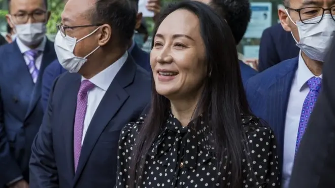 Мэн Ваньчжоу, выйдя на свободу из Верховного суда канадской провинции Британская Колумбия, сказала журналистам, что у нее отняли три года жизни