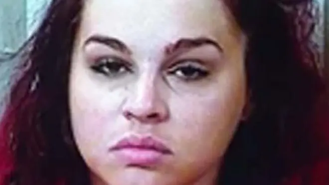 "Petugas di lokasi mengatakan kepada pengantin lelaki bahwa bulan madu mereka sudah berakhir," kata seorang polisi.