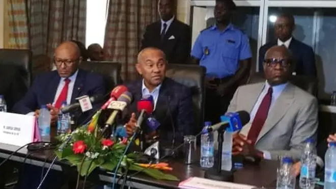 Le président de la CAF Ahmad Ahmad, en séance de travail avec les autorités camerounaises à Yaoundé.