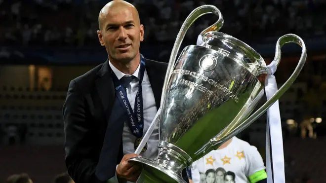 Zinedine Zidane quitte le Real Madrid