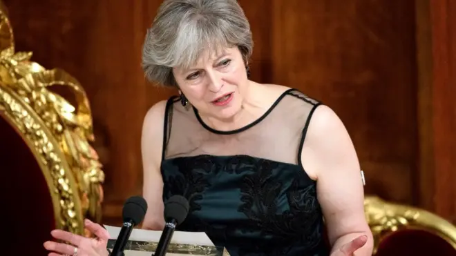 Le Premier ministre Theresa May lors d'un banquet à Londres