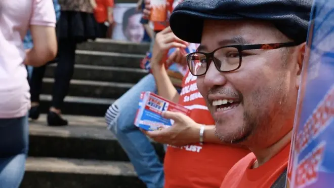 46歲的埃曼，在香港的外籍幫傭中不足百分之二的菲律賓男傭。