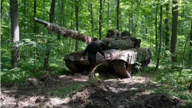 دبابة أوكرانية