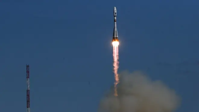 Взлет ксомического корабля с космодрома "Восточный"