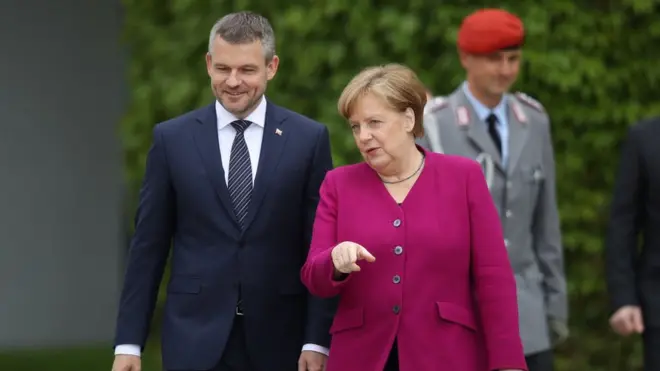 Thủ tướng Slovakia hôm 2/5/2018 có chuyến công du một ngày tới Đức, với vụ 'bắt cóc ở Berlin' nằm cao trong nghị trình thảo luận giữa ông với Thủ tướng Angela Merkel