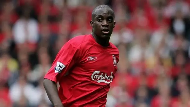 Mohamed Sissoko, yang sering dipercaya sebagai gelandang jangkar, pernah memperkuat Liverpol (2005-2008).