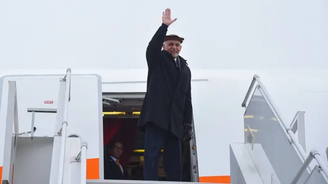 Афғонистон Президенти Муҳаммад Ашраф Ғани Бухорога йўл олди.