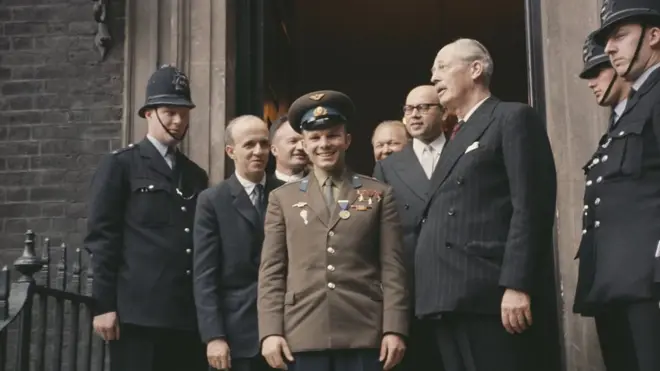 ጋጋሪ ምስ ሰብ መዚ ብሪጣኒያ