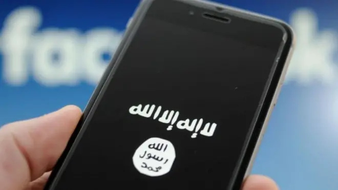 قالت فيسبوك إنها "لا تتهاون مع الدعاية الإرهابية"