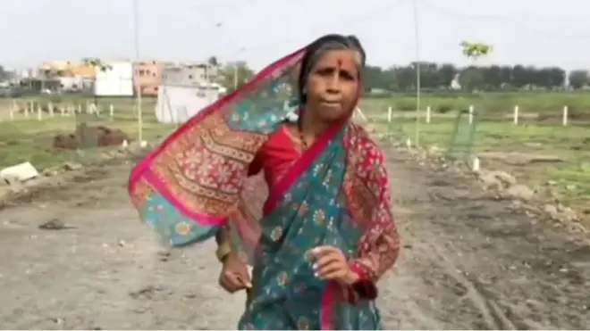 拉塔·卡莱（Lata Kare）